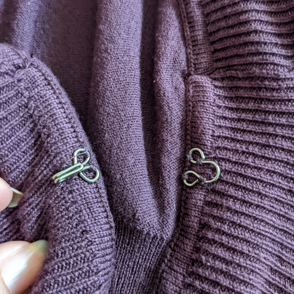 Duster - Picture 3 of 6